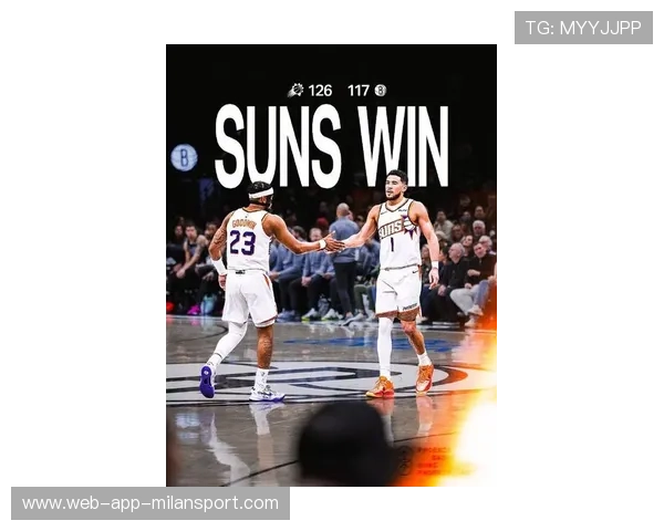 布克无视防守干拔跳投，太阳反超比分获胜