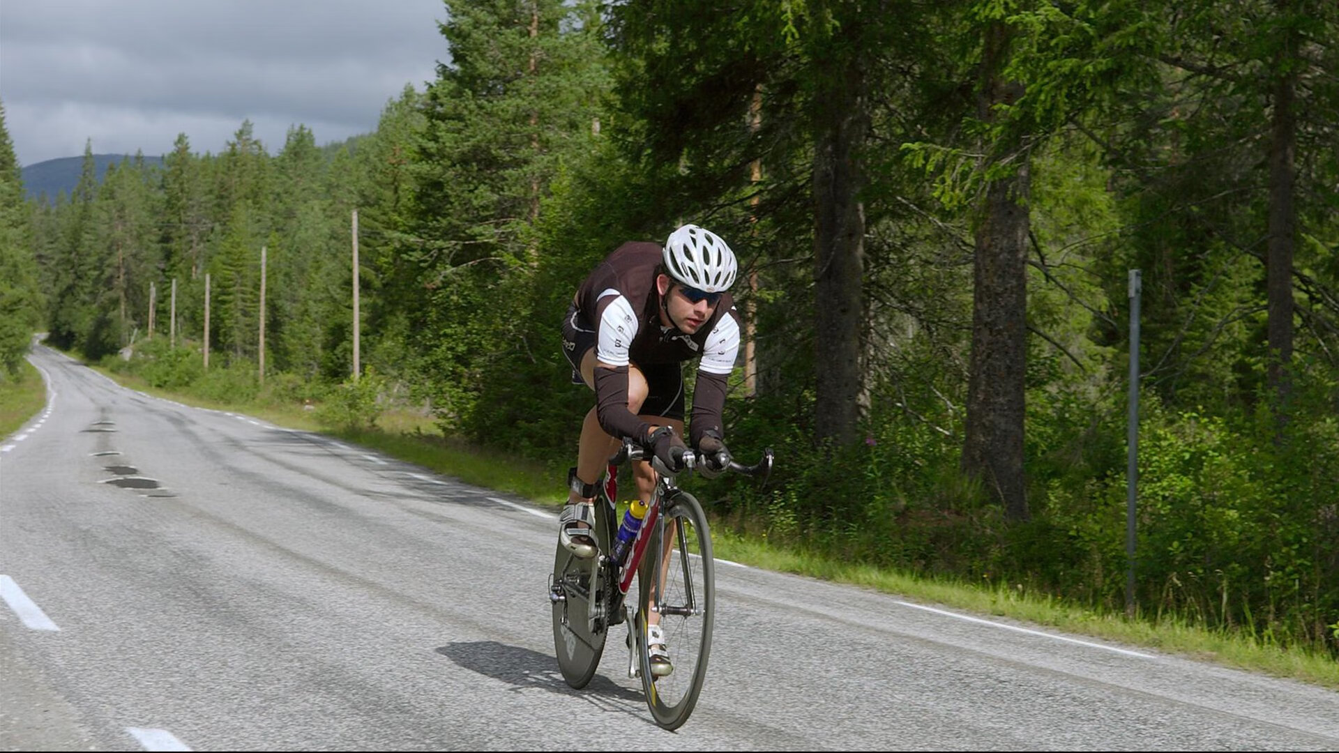 《英雄联盟“全球预选”爆发冲击，争夺冠军！》