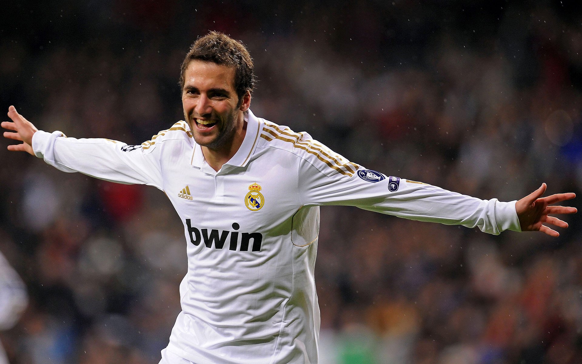 米兰官方网站-中国足球：预选赛连续获胜，冲击世界杯目标坚决！，中国足球队预选赛