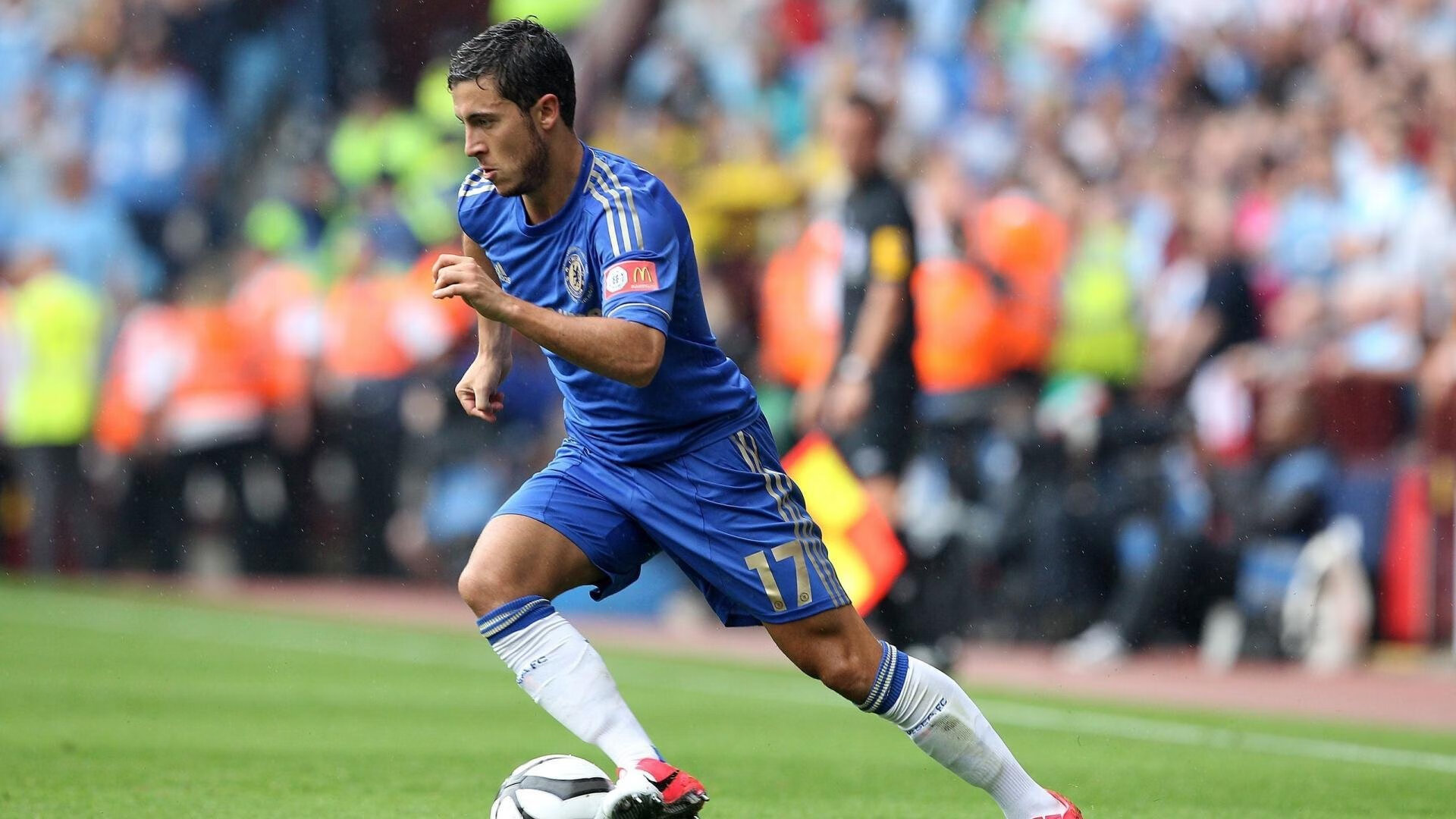 米兰体育app官方下载-综合评论：本月体育热点事件盘点与舆论解析，2021体育热点